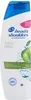 A close-up shot of a Head & Shoulders Apple Fresh shampoo bottle. Podgląd zdjęcia produktu