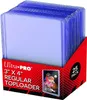A stack of clear plastic card protectors in a red display box, with product information printed on the box. Náhľad obrázku produktu