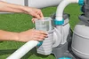 A person's hands are shown cleaning or maintaining a pool pump filter basket. Produktbild-Vorschau