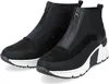 A pair of black high-top sneakers with white soles. Produktbild-Vorschau