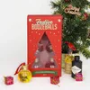A Christmas-themed gift set of fillable baubles containing alcohol, displayed next to a small Christmas tree and two miniature bottles of spirits. Anteprima dell’immagine prodotto