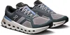 A pair of athletic shoes on a white background. Náhled obrázku produktu