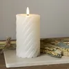 LED Stumpenkerze SWIRL - Echtwachs - warmweiße 3D Flamme - H: 15cm - Batterie - Timer - weiß Produktbild-Vorschau