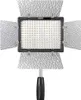 A studio shot of a Yongnuo YN160 III LED light. Voir les images du produit