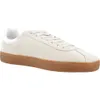 A single cream-colored sneaker with a brown sole is shown against a white background. Produktbild-Vorschau