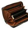 Close-up view of the interior of an open wallet. Anteprima dell’immagine prodotto