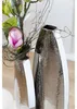 ALETTA Vase - H. 30 cm in silber aus Edelstahl - Vase für Produktbild-Vorschau 6