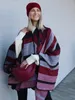 styleBREAKER Poncho mit Streifen Muster, Überwurf Cape, Produktbild-Vorschau 4
