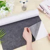 Feutre autocollant gris foncé, épaisseur 2 mm – 200 cm x 40 Voir les images du produit 1