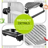A collage of four close-up images showcasing different features of a mandoline slicer, with a central green circle containing product details. Produktbild-Vorschau