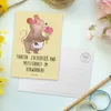 Mr. & Mrs. Panda Postkarte Tante Zuckersüß - Gelb Pastell - Produktbild-Vorschau 3