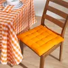HOMESCAPES Orange karierte Stoffservietten aus Baumwolle im Produktbild-Vorschau 5