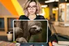 MuchoWow® Laptop Aufkleber Sticker Cover Ein Faultier in Produktbild-Vorschau 5