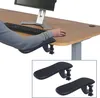 A person's arm is resting on an ergonomic armrest attached to a desk, with a keyboard and monitor visible. A second set of armrests is shown in a smaller inset image below. Voir les images du produit