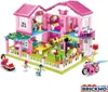 A toy dollhouse with figures and accessories, set against a white background. Náhled obrázku produktu