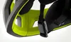 Close-up view of the interior straps and padding of a helmet. Voir les images du produit