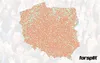 A map of Poland overlaid with many red dots, with a crowd of people in the background and a logo in the bottom right corner. Produktbild-Vorschau
