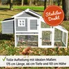 A wooden chicken coop with a chicken in front of it, set in a grassy outdoor environment with fallen leaves. Produktbild-Vorschau
