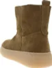 A single brown suede boot with white fur lining and a tan sole is shown from the back. Voir les images du produit