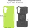 Two phone cases are shown side-by-side against a white background. The left case is bright green and labeled 'TPU'. The right case is black and labeled 'PC'. Text at the top describes the product as 'Doppelter Schutz' and 'Hybrid TPU+ PC Material'. Produktbild-Vorschau