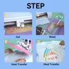 A four-step instructional graphic showing how to use infusible transfer paper to create custom designs on t-shirts. Voir les images du produit