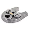 A close-up studio shot of a plumbing tool. Anteprima dell’immagine prodotto