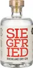 A bottle of Siegfried Rheinland Dry Gin on a white background. Produktbild-Vorschau