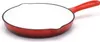 A red cast iron frying pan with a white interior and a red handle, shown from a slightly elevated side angle on a white background. Anteprima dell’immagine prodotto