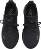 A top-down view of a pair of black Puma sneakers. Voir les images du produit