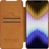 A brown leather flip case for a smartphone is shown open, with the phone displaying a colorful wallpaper. Produktbild-Vorschau