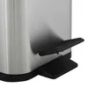 Close-up of the pedal mechanism of a stainless steel trash can. Produktbild-Vorschau