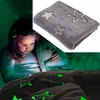 Gemütliche Fleece-Decke mit Leuchtsternen: 173x135cm, grau, Produktbild-Vorschau 4