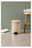 Poubelle de salle de bains 3 l beige BRABANTIA Voir les images du produit 2