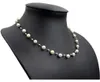 Schmuck-Set-aus-Perlen-Perlenkette-Collier-Armband-und-Paar-Ohrhänger Produktbild-Vorschau