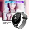 A smartwatch is shown next to a smartphone displaying a selfie, with text overlays highlighting its remote camera control feature. Produktbild-Vorschau