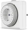 A close-up, studio shot of a white mechanical timer plug. Anteprima dell’immagine prodotto