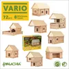 A collage of wooden building blocks shaped like houses, with packaging and branding. Anteprima dell’immagine prodotto