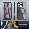 Collage of product images showing a phone case from different angles and a lifestyle shot of the case in a pocket. Anteprima dell’immagine prodotto