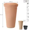 A large, tall, orange-colored planter is shown next to a smaller planter and a black bucket. Dimensions and capacity are indicated. Voir les images du produit