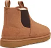 A side view of a brown Ugg boot. Voir les images du produit
