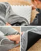 Collage showing a person assembling a dog bed, demonstrating its features. Náhled obrázku produktu