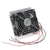 A cooling fan and heatsink assembly against a white background. Náhled obrázku produktu