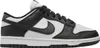 A studio shot of a single Nike Dunk Low Next Nature shoe. Anteprima dell’immagine prodotto