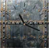 Wanduhr aus Glas mit Motiv Metalltür Design- 30 x 30 cm - Produktbild-Vorschau 1