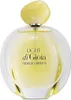 A perfume bottle on a white background. Náhled obrázku produktu