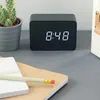 kwmobile Wecker Uhr in Holzoptik digital - Digitalwecker Produktbild-Vorschau 3