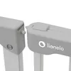 A close-up view of the connection mechanism of a baby gate. Voir les images du produit