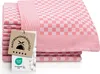 A stack of red and white checkered kitchen towels with tags attached. Produktbild-Vorschau
