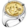 A product shot of a ring. Voir les images du produit