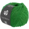A ball of green yarn with a label. Produktbild-Vorschau